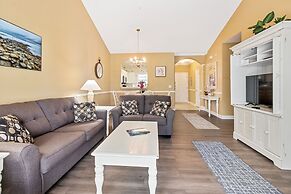 Arbor Trace #832 2 Bedroom Condo by RedAwning