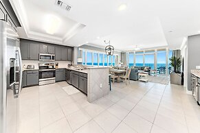 Phoenix Gulf Towers 1104 4 Bedroom Condo by Redawning