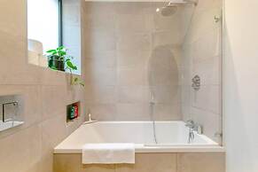 Charming & Stylish 1BD Flat - Bethnal Green