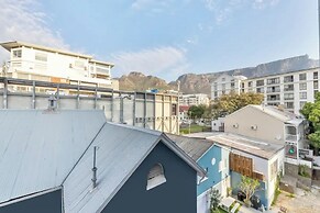 Modern Industrial 1BD Apartment - Cape Town
