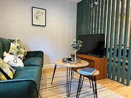 Luxury 2-bed Barn Conversion in Llansteffan