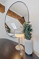 Escape to Clausen Stylish ApartmentID212