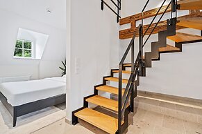 Escape to Clausen Stylish ApartmentID212