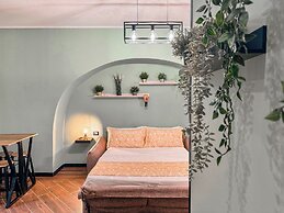 The Quarters Naples Apartment