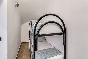 The Quarters Naples Apartment