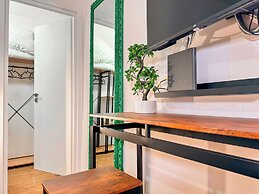 The Quarters Naples Apartment