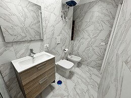 The Quarters Naples Apartment