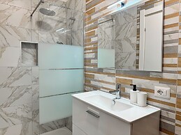 The Quarters Naples Apartment