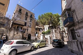 The Quarters Naples Apartment