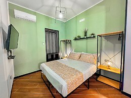 The Quarters Naples Apartment