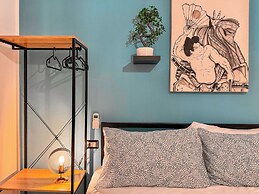 The Quarters Naples Apartment