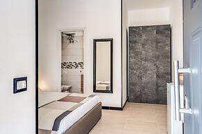 The Quarters Naples Apartment