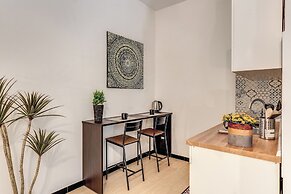 The Quarters Naples Apartment