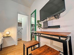 The Quarters Naples Apartment