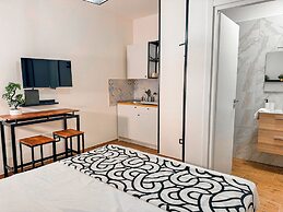 The Quarters Naples Apartment