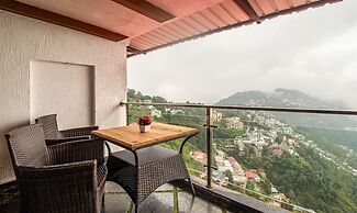 Treebo Premium Queen Of Hills Near Mall Road