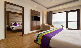 Treebo Premium Queen Of Hills Near Mall Road