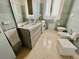 Villa Fiori con Piscina by Wonderful Italy