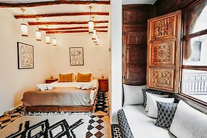 Riad Nelia