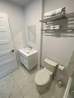 2001 Av. Beaconsfield