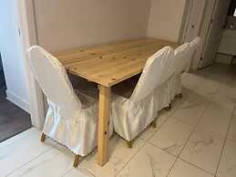 2001 Av. Beaconsfield