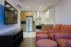 2001 Av. Beaconsfield