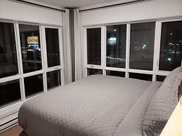 2001 Av. Beaconsfield