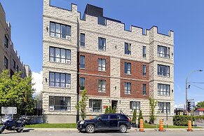 2001 Av. Beaconsfield