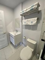 2001 Av. Beaconsfield