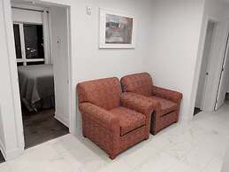 2001 Av. Beaconsfield