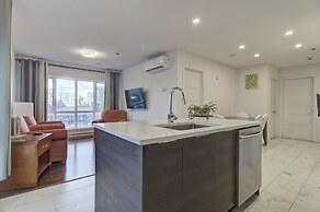 2001 Av. Beaconsfield