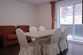 2001 Av. Beaconsfield