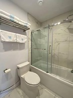 2001 Av. Beaconsfield