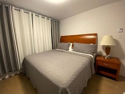 2001 Av. Beaconsfield