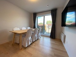 2001 Av. Beaconsfield