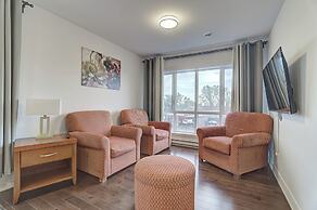 2001 Av. Beaconsfield