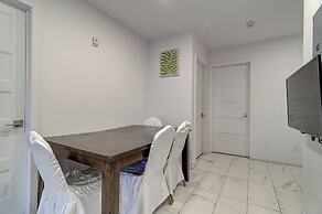 2001 Av. Beaconsfield