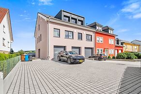 Stylish 2BR Getaway in Bivange Roeser