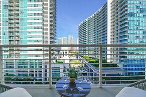 Modern Condos in Midtown Miami