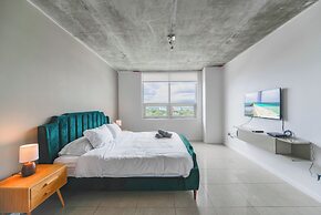 Modern Condos in Midtown Miami
