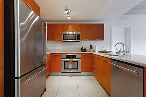 Modern Condos in Midtown Miami