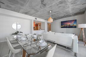 Modern Condos in Midtown Miami