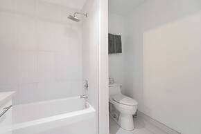 Modern Condos in Midtown Miami