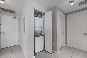 Modern Condos in Midtown Miami