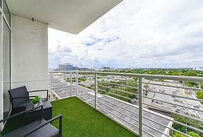 Modern Condos in Midtown Miami