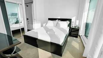 RivetStays - The York