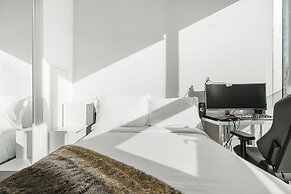 RivetStays - The York