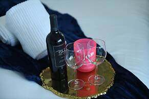 RivetStays - The York