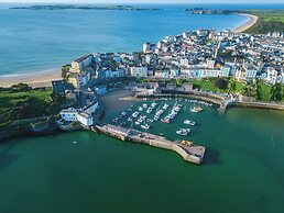 No. 4 Croft House - Luxury 2 Bed Apartment - Tenby