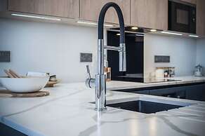 No. 4 Croft House - Luxury 2 Bed Apartment - Tenby